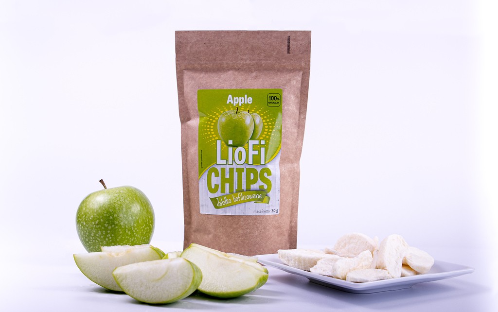 Freeze-dried apple