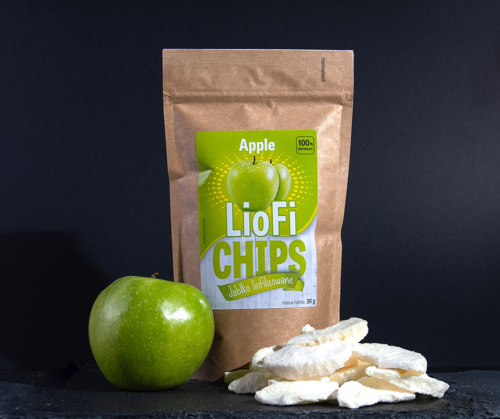 Freeze-dried apple