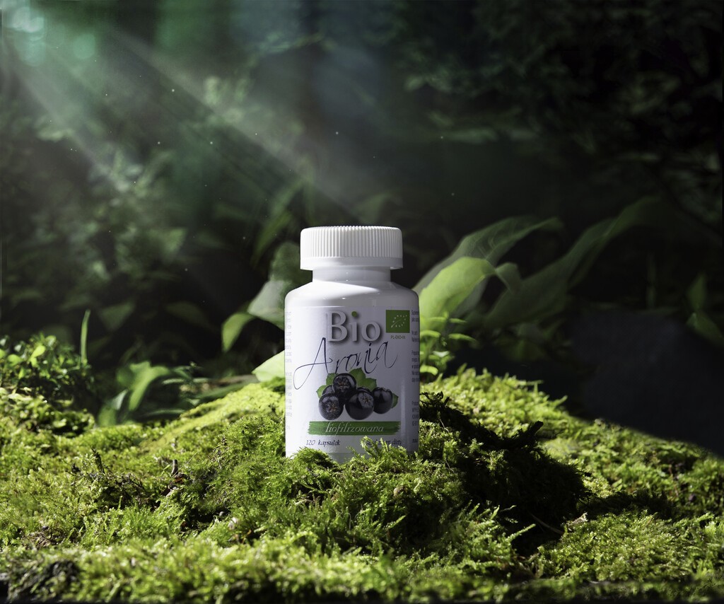 Bio freeze-dried Chokeberry in capsules