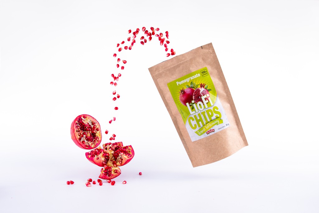 Freeze-dried pomegranate
